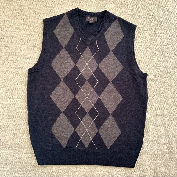 Dockers Patterned Vest - Picture 1 of 5